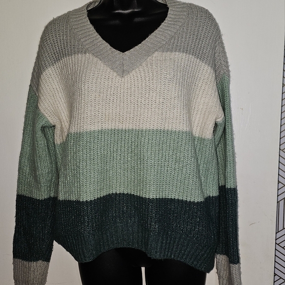 Super Soft Multicolor Sweater - Picture 1 of 7
